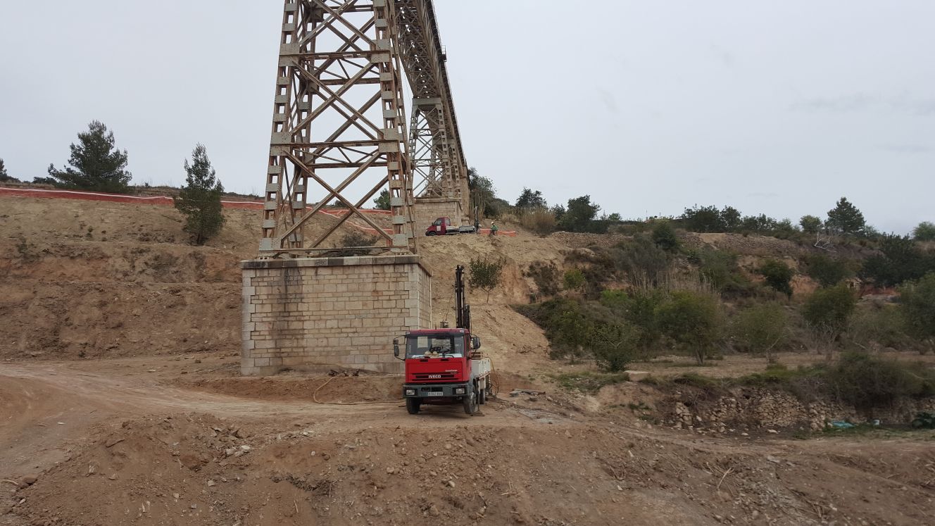 RENOVACIÓN DE VIA Y ACONDICIONAMIENTO DE INFRAESTRUCTURA DE LAS ESTACIONES DE BENIDORM, TEULADA, GATA Y DENIA.